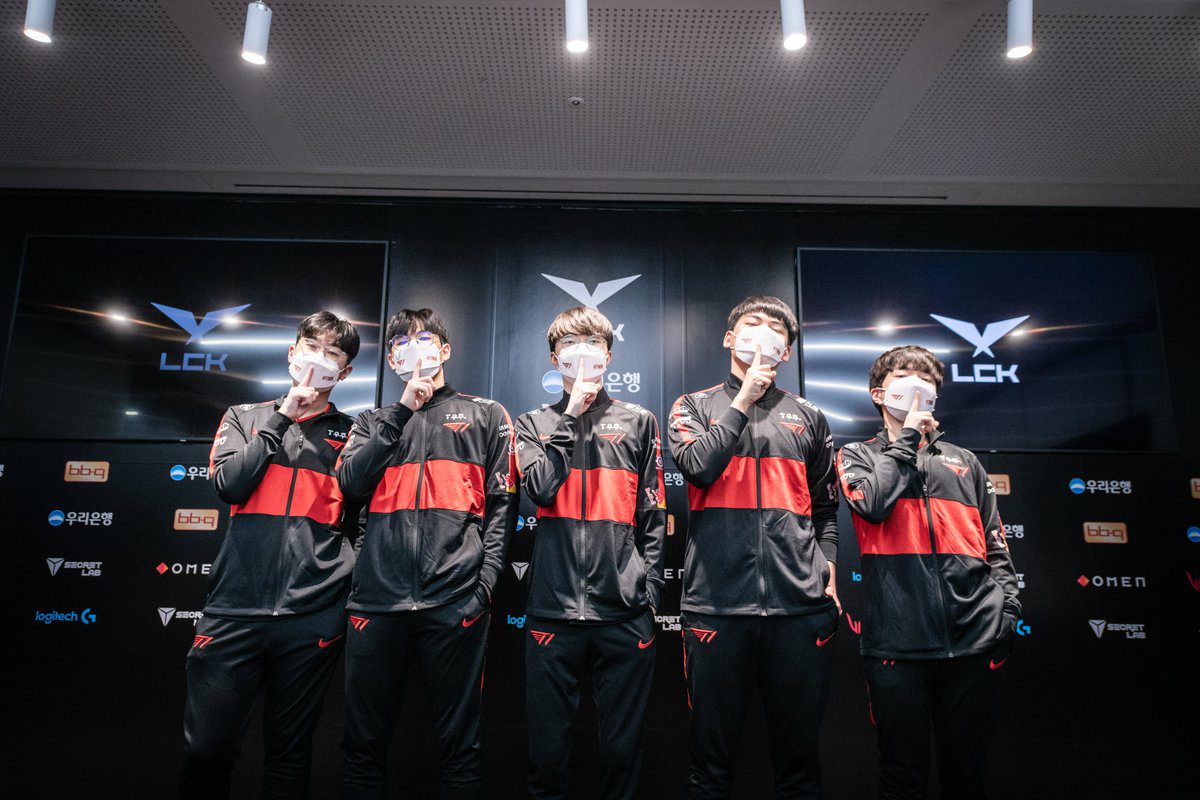 T1 is sweeping LCK Spring 2022 with a streak of 7 consecutive wins