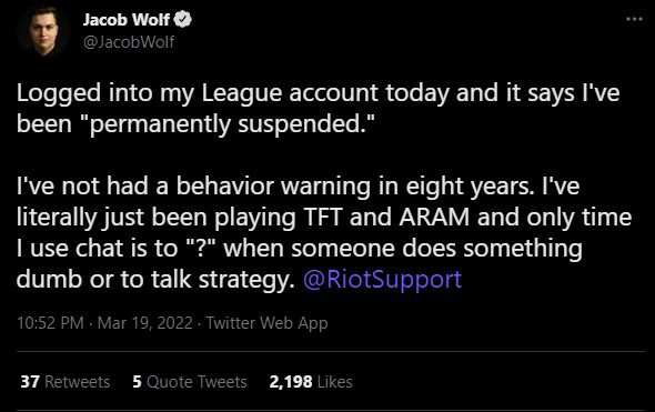 Journalist Jacob Wolf from Dot Esports is also a victim of the 'permanent ban' error that the League of Legends client encountered