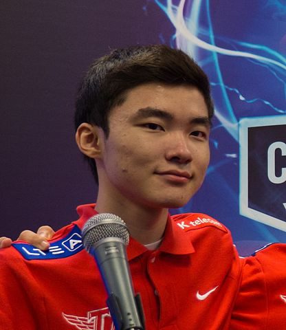 Images from Faker's early debut days.
