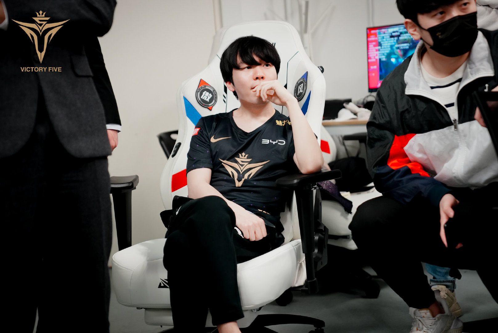 Rookie and his teammates sometimes suffer from weak defeats
