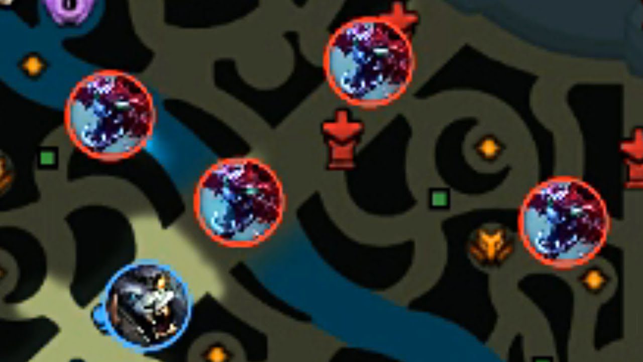 Playing League of Legends and knowing all the enemy's positions like this makes everything way too easy
