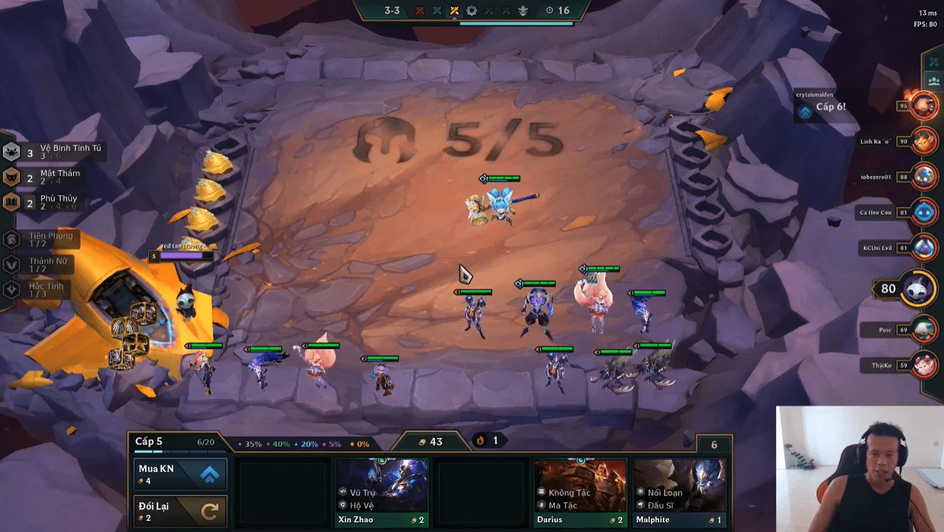 Besides LoL, he also tries hard in TFT