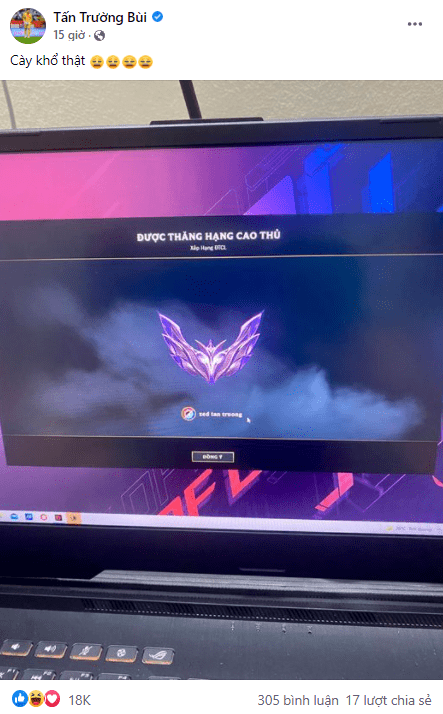 Goalkeeper Tấn Trường shows off his recent achievement of High Rank in TFT