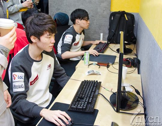 A corner of SKT T1's gaming house in the past