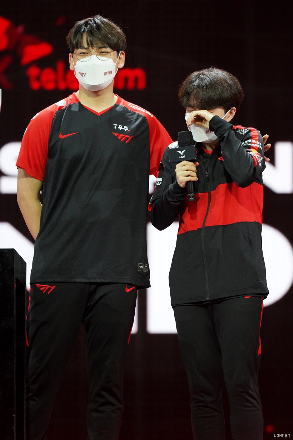 Keria's happy tears after winning his first LCK championship - the first title of his career