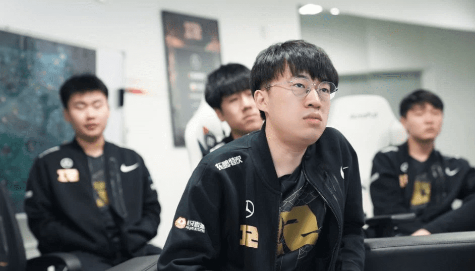 LPL representatives definitely do not want any 'incidents' during online play