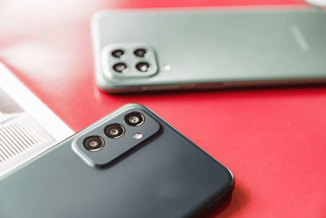 Samsung brings back the 3.5mm jack with the M Series phones