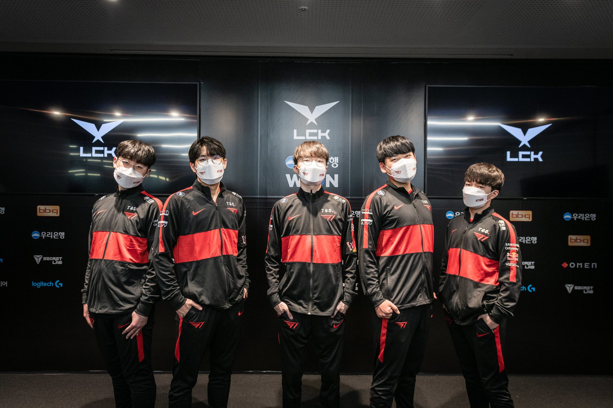 T1 will always be highly anticipated in every tournament they participate in, which is obvious and also a pressure