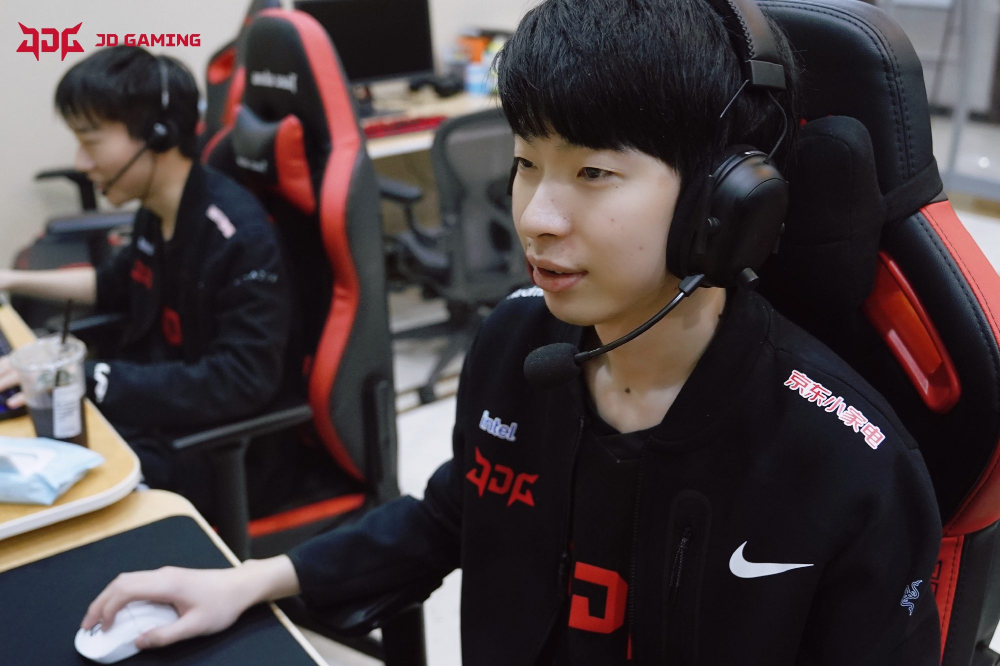 JDG currently has a quality Marksman in Hope