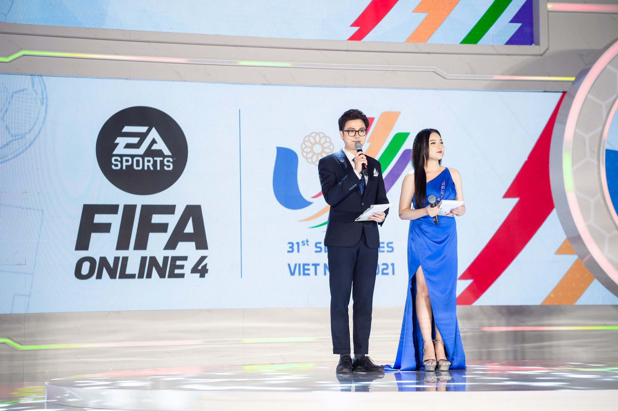 The extremely grand stage of FIFA Online 4 at this year's SEA Games