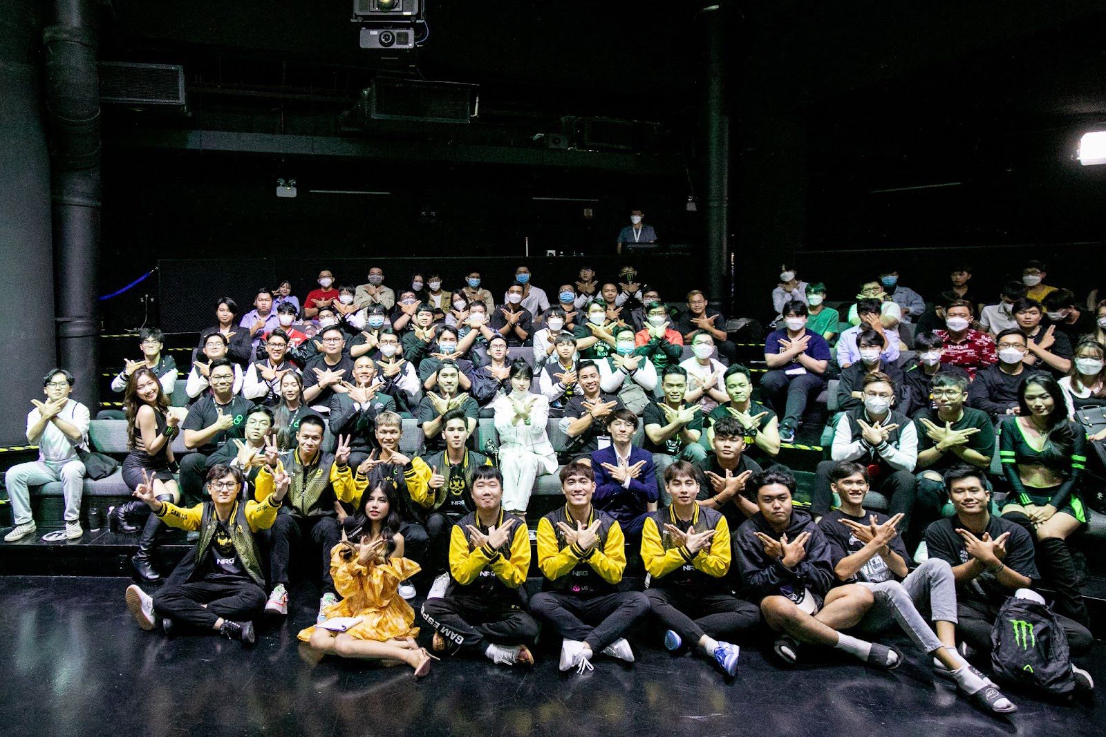 Many fans and guests attended GAM's fan meeting