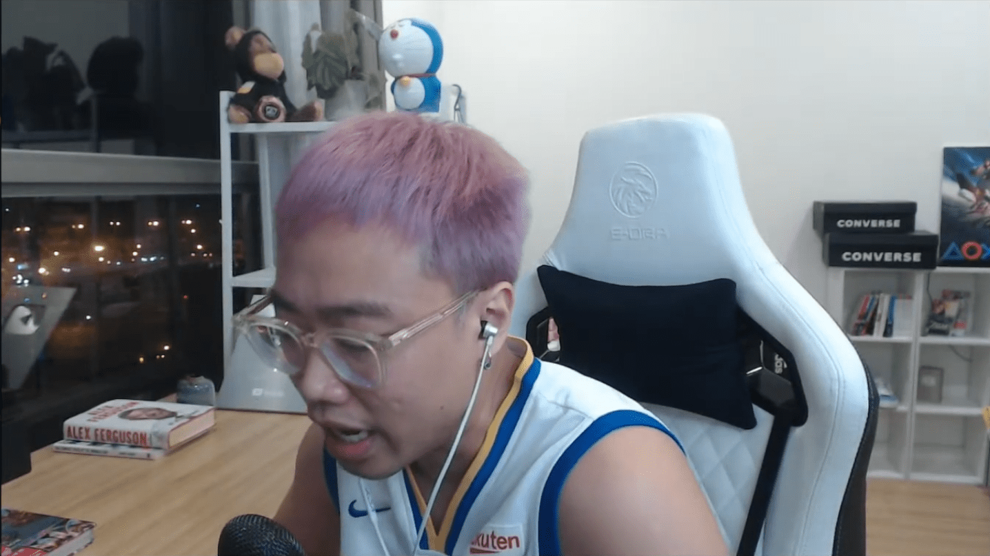 Commentator Hoàng Luân asserts on stream: 'VCS Organizers are not obligated to provide evidence to the community'
