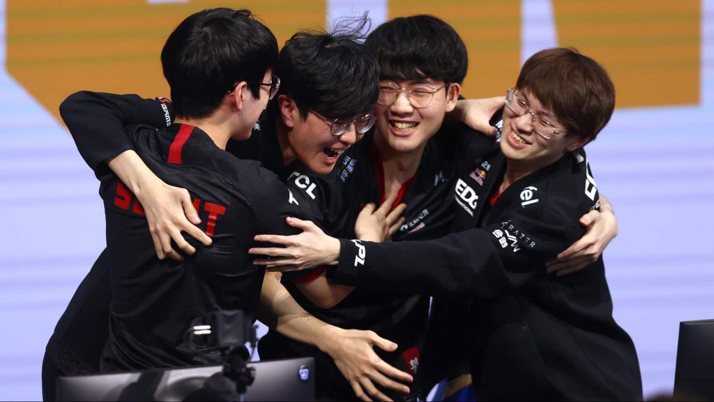 One of the two matches suspected of being fixed involves the world champion - EDG