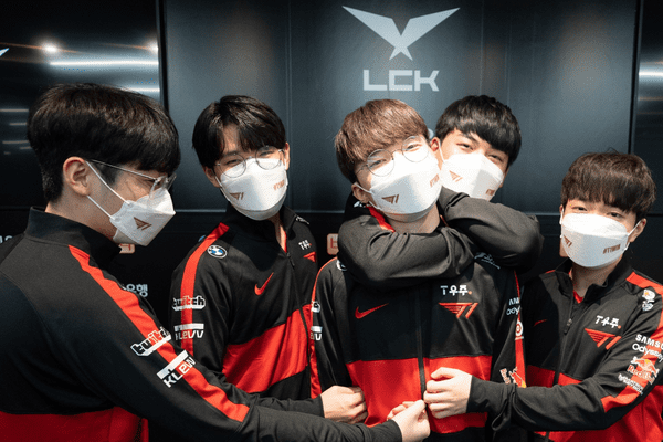 It seems that T1's young players are very determined to eliminate G2