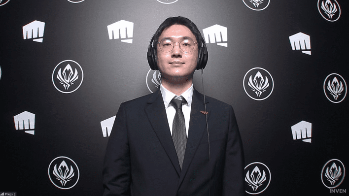 Coach Polt of T1 believes the team lost due to bad luck, not getting to choose the Blue side