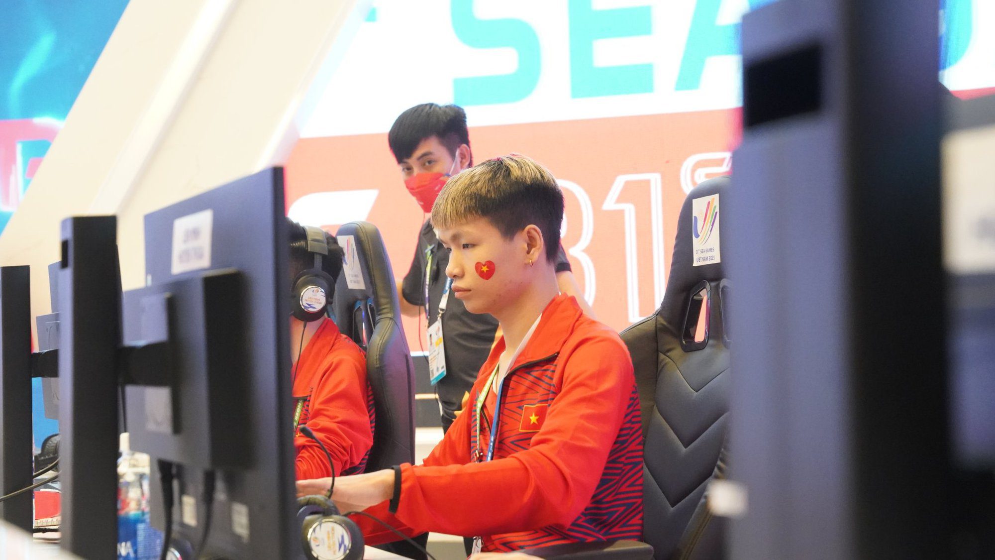 The Vietnam team demonstrates maximum focus