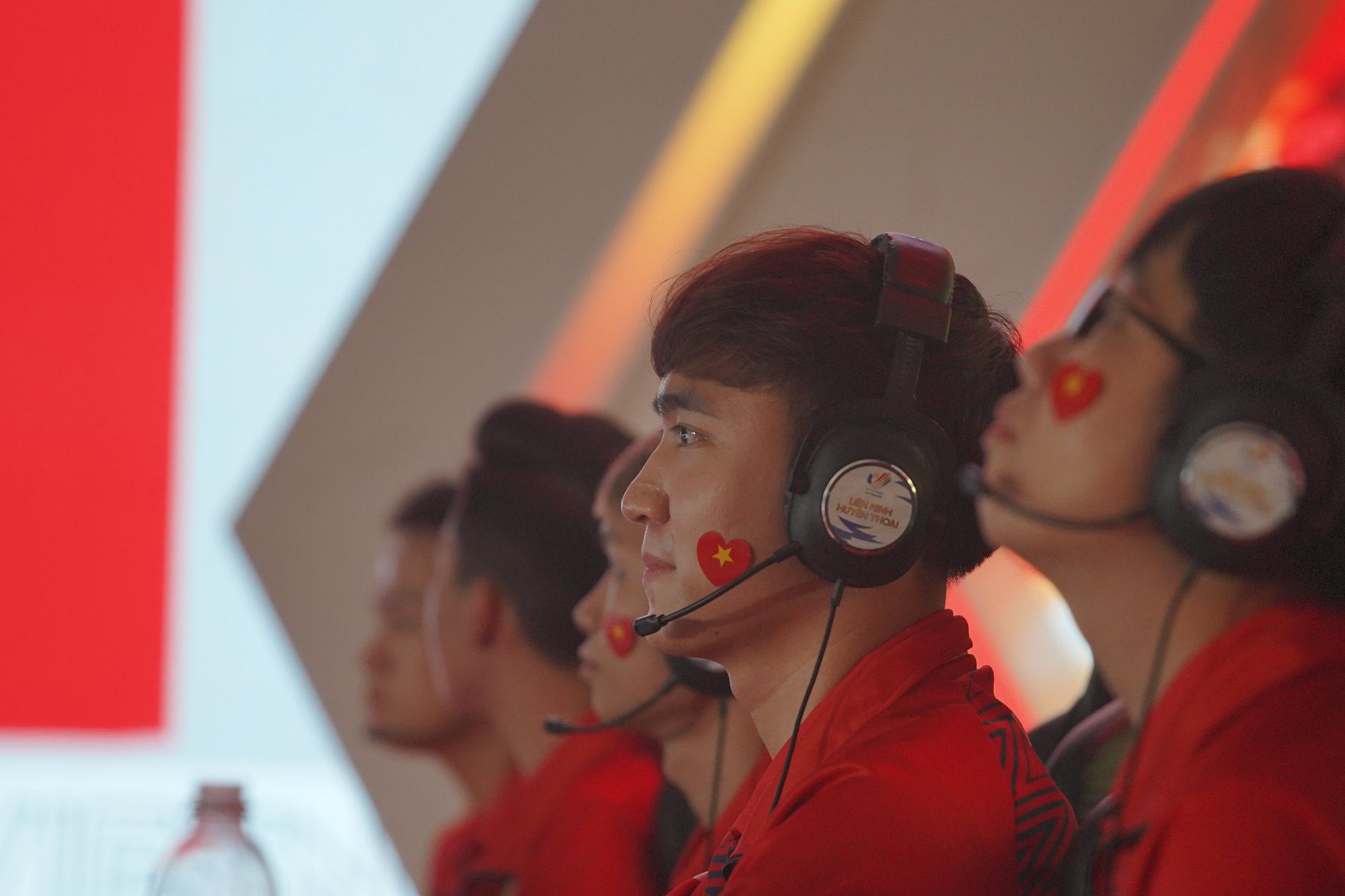 Vietnamese players remained extremely focused in every match (Image: Kayle)