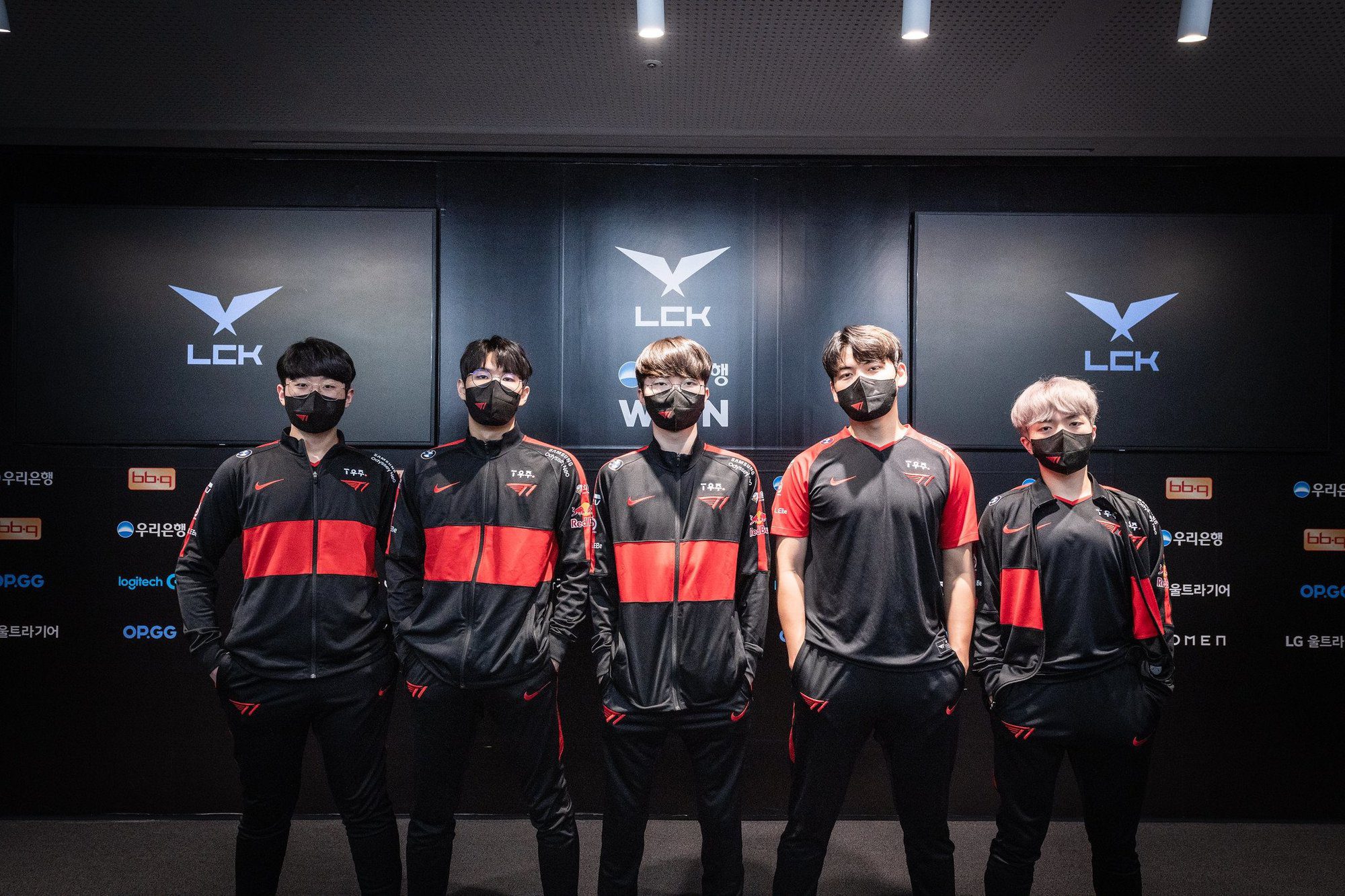 T1 continues to maintain the longest undefeated streak in LCK history