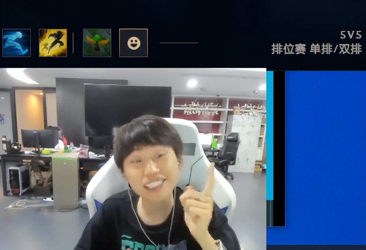 Doinb revealed that in the 2023 season, LPL players might not be able to climb Korean ranks anymore due to not being provided accounts by Riot