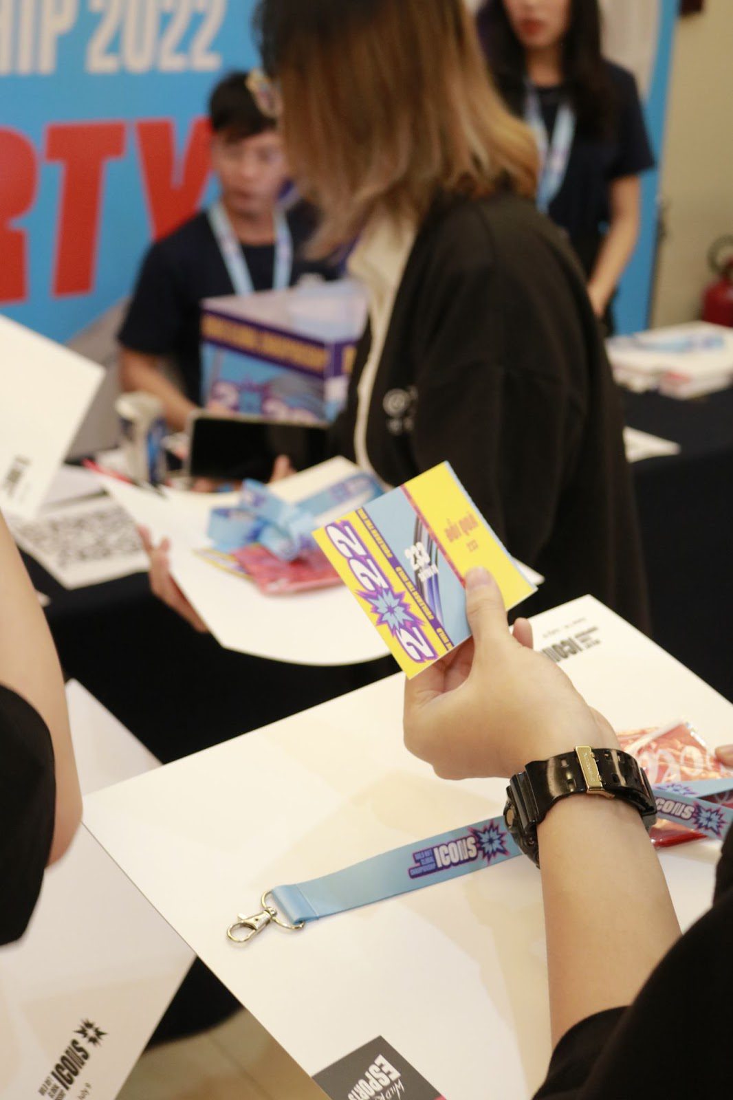 Gift vouchers handed out to fans participating in the ICONS 2022 Finals viewing event along with valuable gifts.