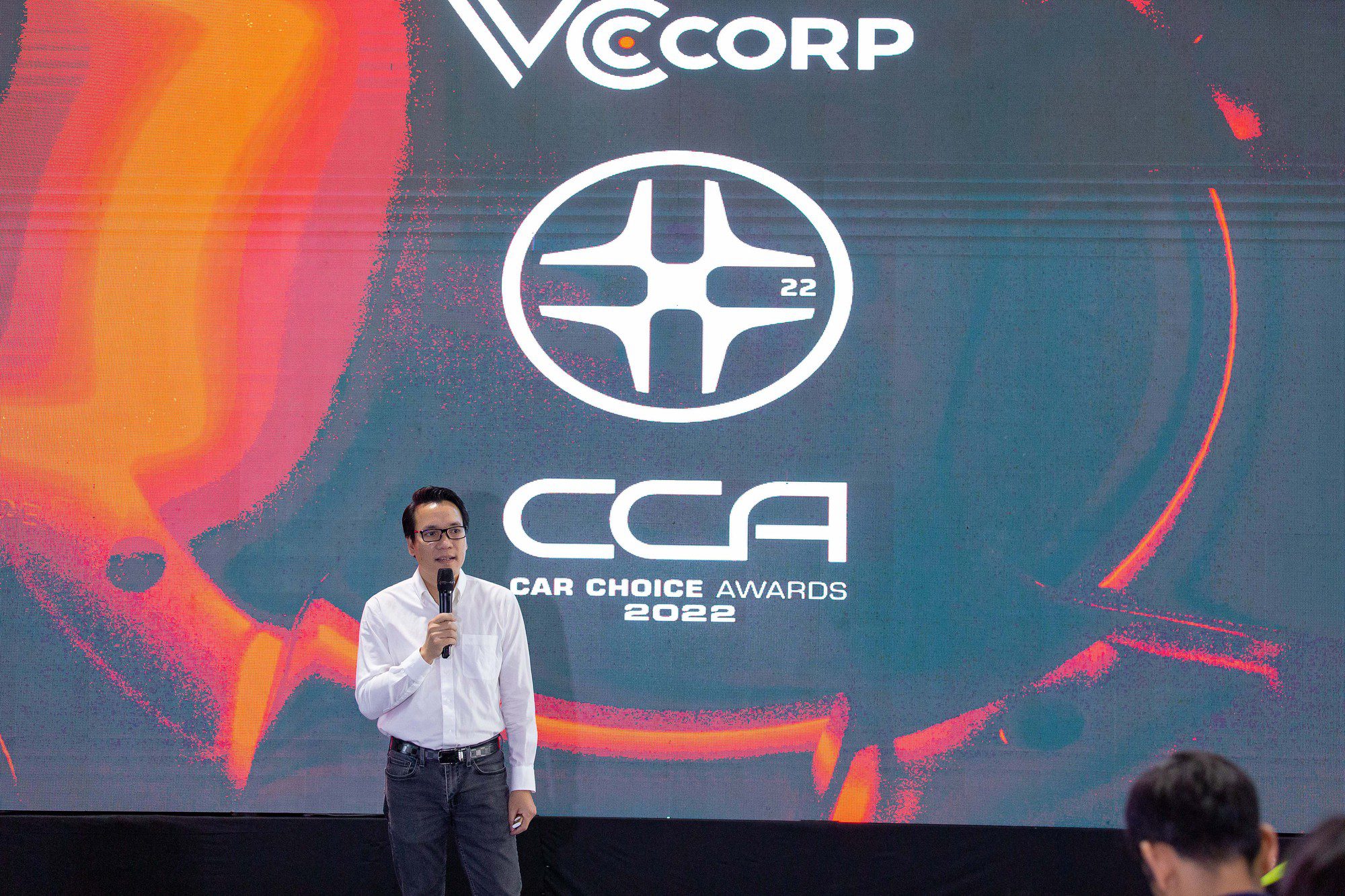 Mr. Nguyen Dang Ngoc speaks at the event