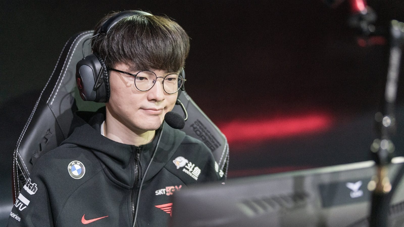 Faker - "the older the ginger, the spicier it gets" of the LoL community