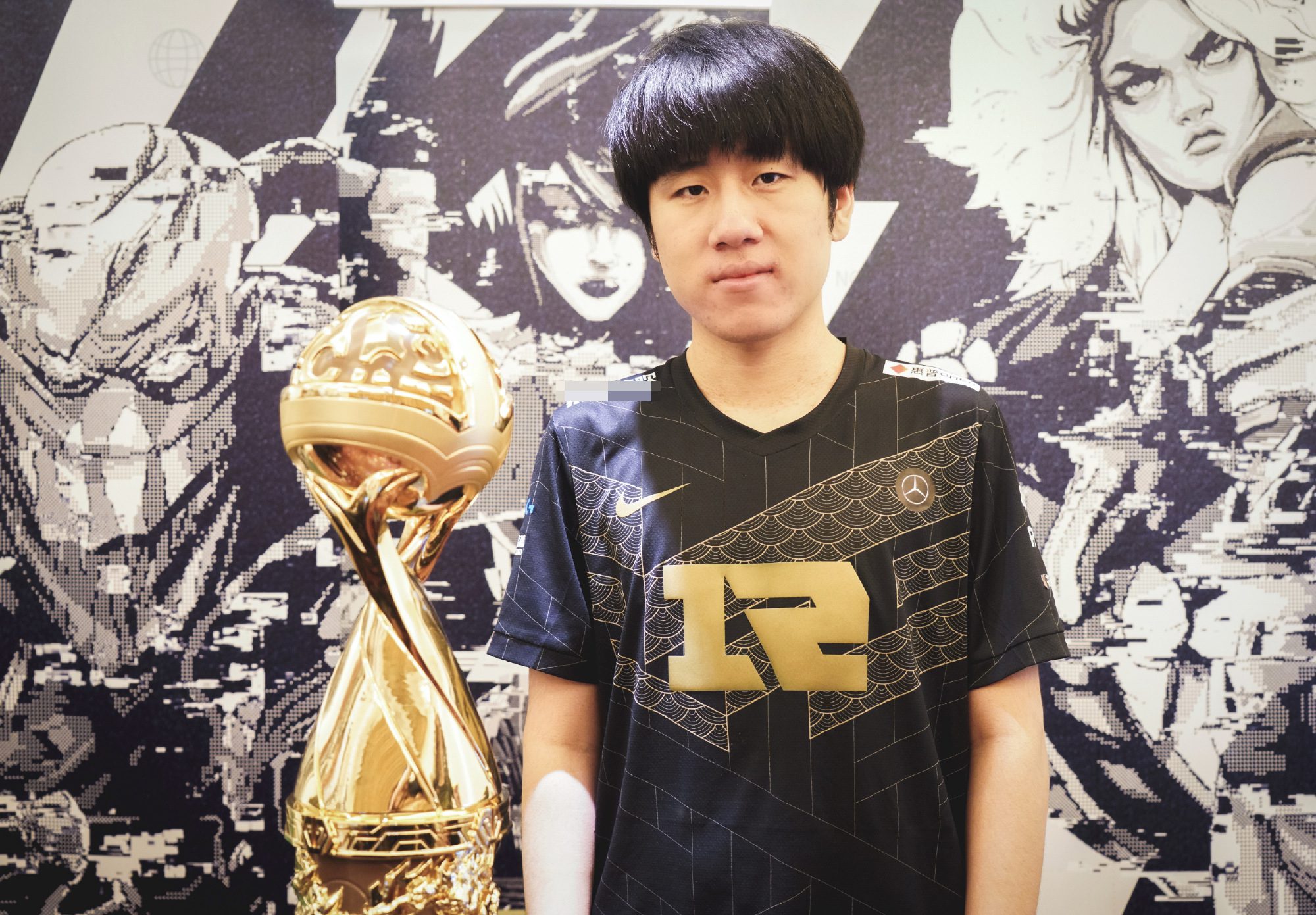 Gumayusi is particularly impressed with GALA and RNG's AD Carry-focused gameplay