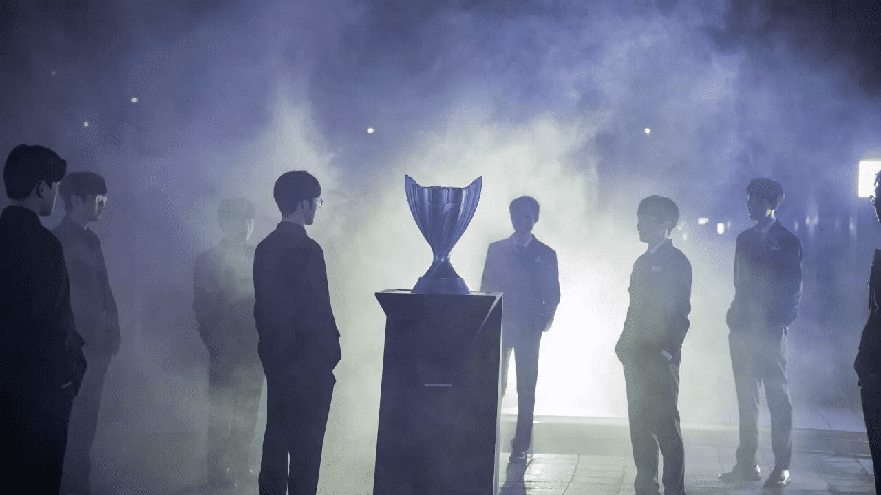 The LCK Summer 2022 has reached its halfway point and the teams have entered the second round of the group stage