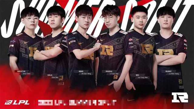 RNG faces mixed opinions about receiving favoritism and playing continuously on the blue side