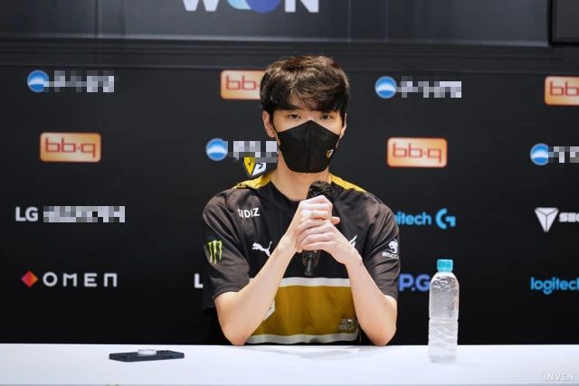 Chovy does not value T1's attempts to attack Doran