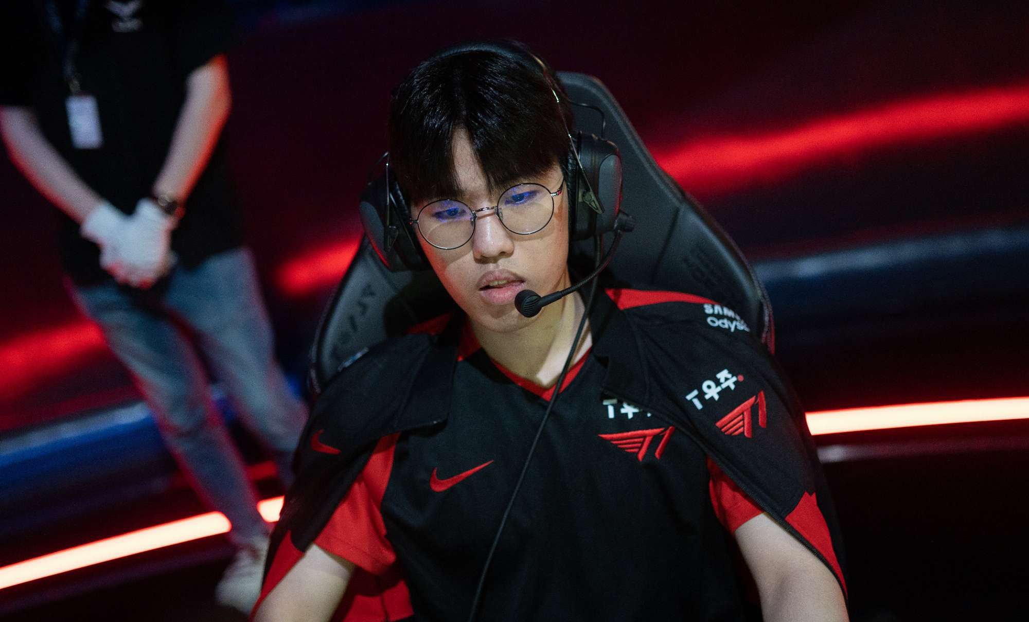 Oner asserts he sought help from the referee but received no response and assures he did not exploit the bug for an advantage