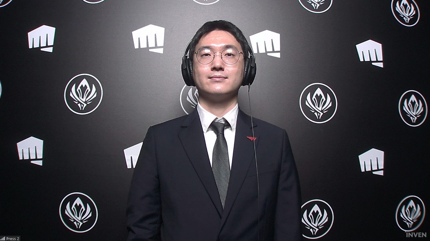 It was Coach Polt who blamed the Red side selection for T1's loss against RNG at MSI 2022