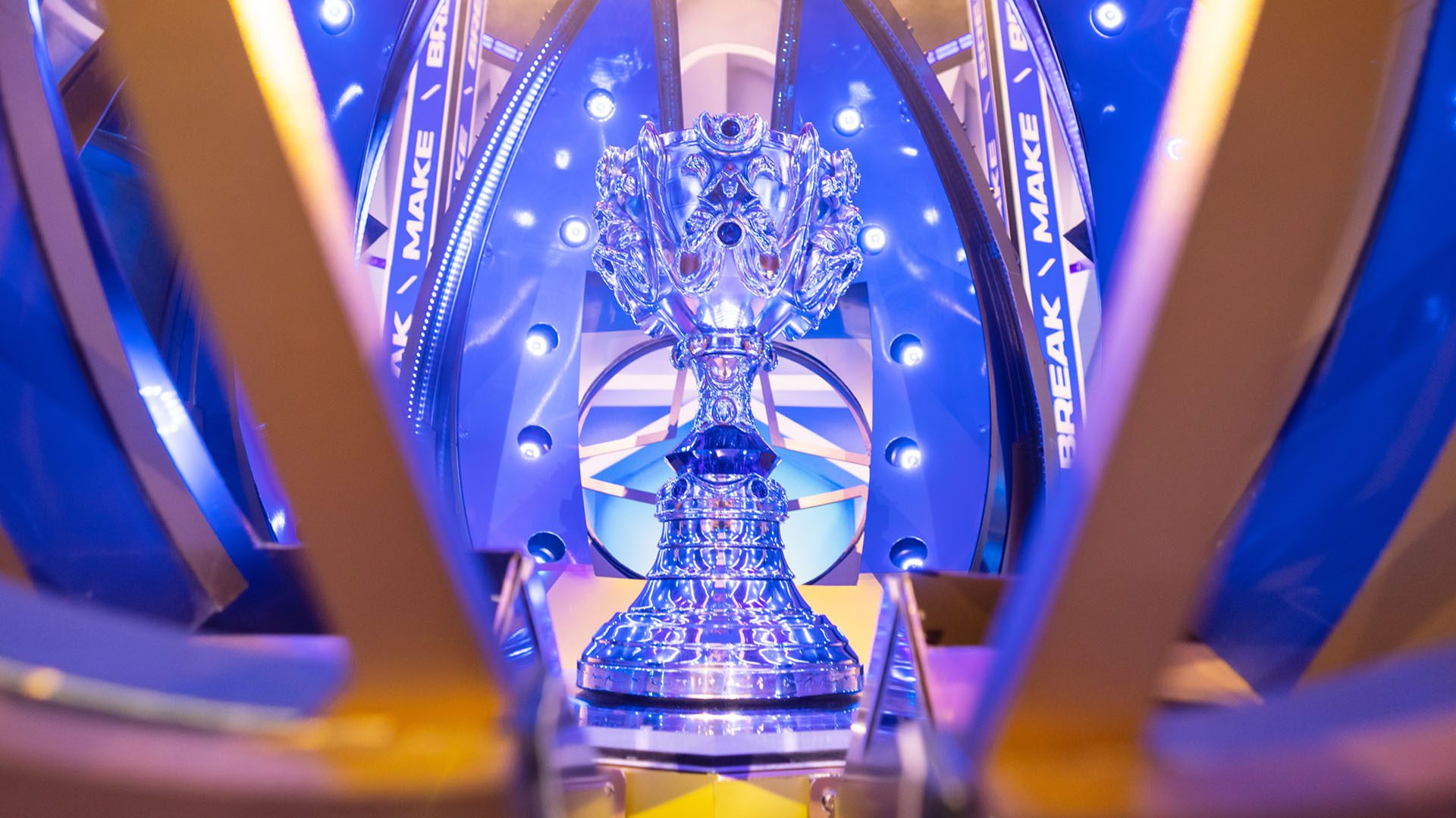 2022 World Championship - a tournament uniting powerful names from various regions of the League of Legends scene