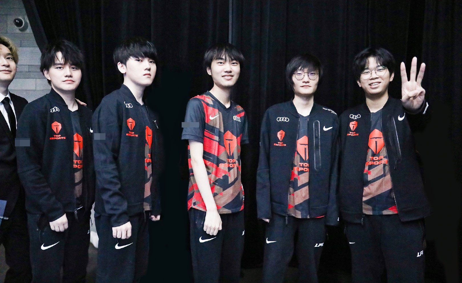 JackeyLove (second from left) and Tian (fourth from left) are two names from the former IG and FPX roster that won the World Championship
