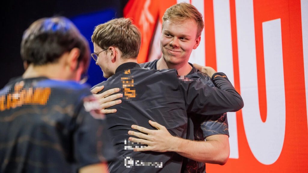 Fnatic could have been quickly destroyed by EDG if it weren't for the bug