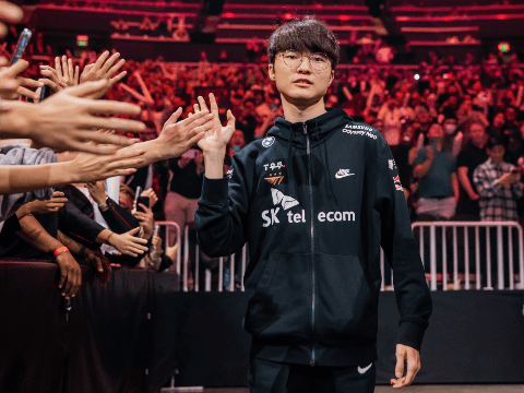 T1 secured victory despite JDG leading in the first game - source: LoL Esports