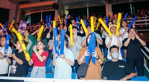 The audience at Rach Mieu Stadium excitedly watching each clash from both teams - source: Minh Triết