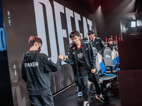 T1 defeated EDG - the reigning World Champion 2021 both home and away