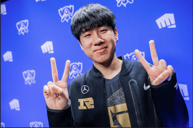 GALA will be RNG's biggest hope at the 2022 Worlds