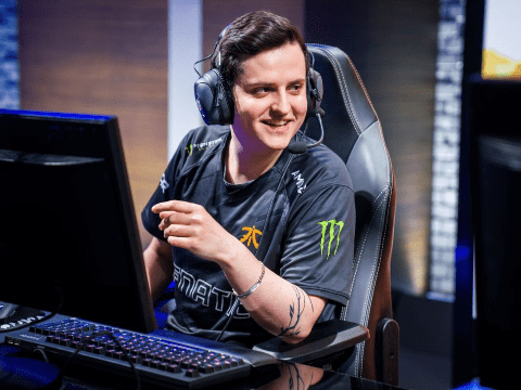 Player sOAZ - one of the renowned names in Western League of Legends