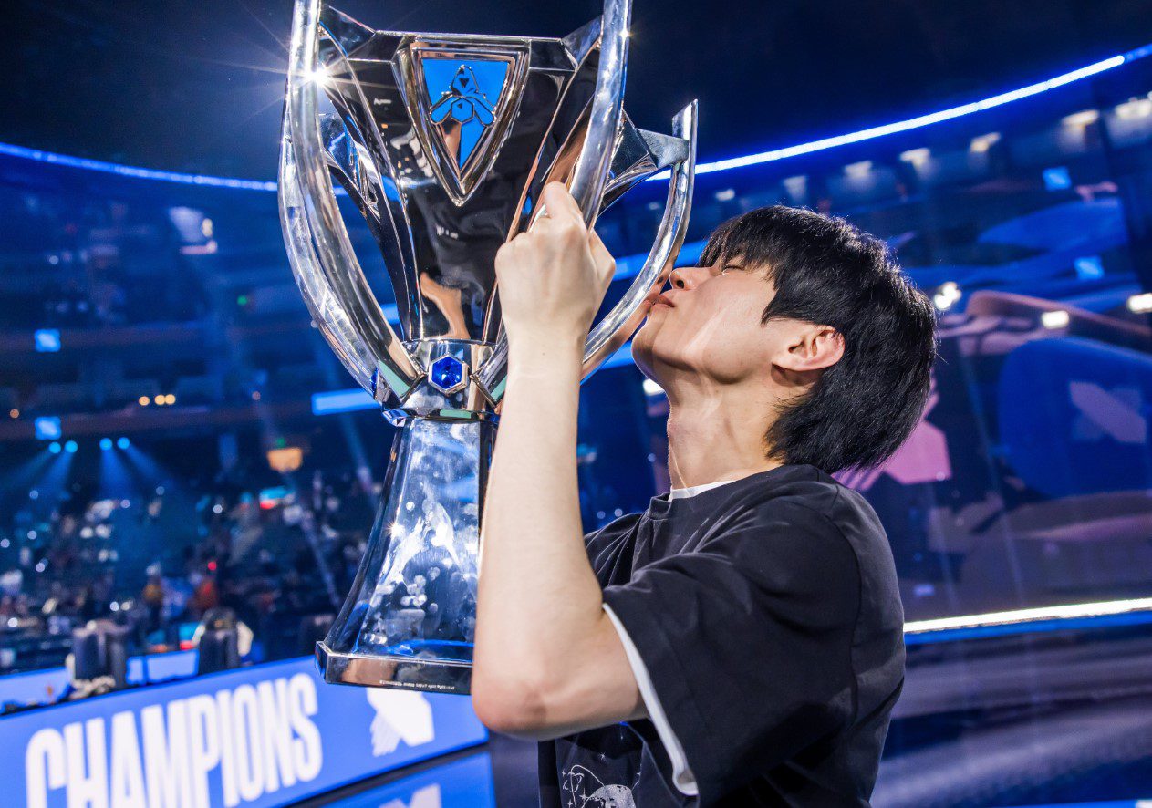 DRX and Deft had an emotional championship