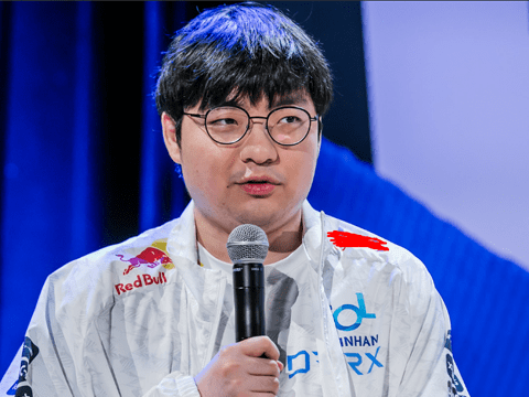 BeryL speaks out about the removal of Yuumi ahead of the 2022 World Championship finals - source: LoL Esports