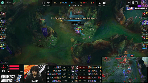 T1 this year is not afraid to showcase individual skills in team fights - source: League of Legends