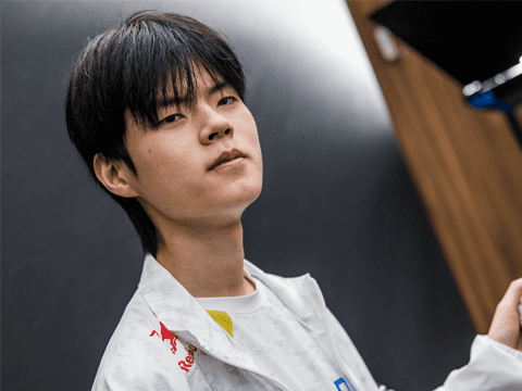 Deft has endured a tumultuous career with many failures - source: LoL Esports