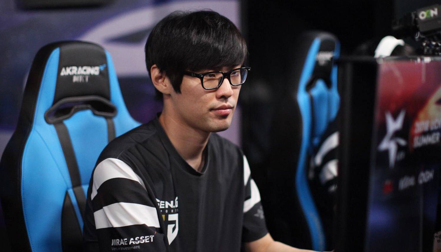 Ambition is the oldest player ever to win a Worlds title