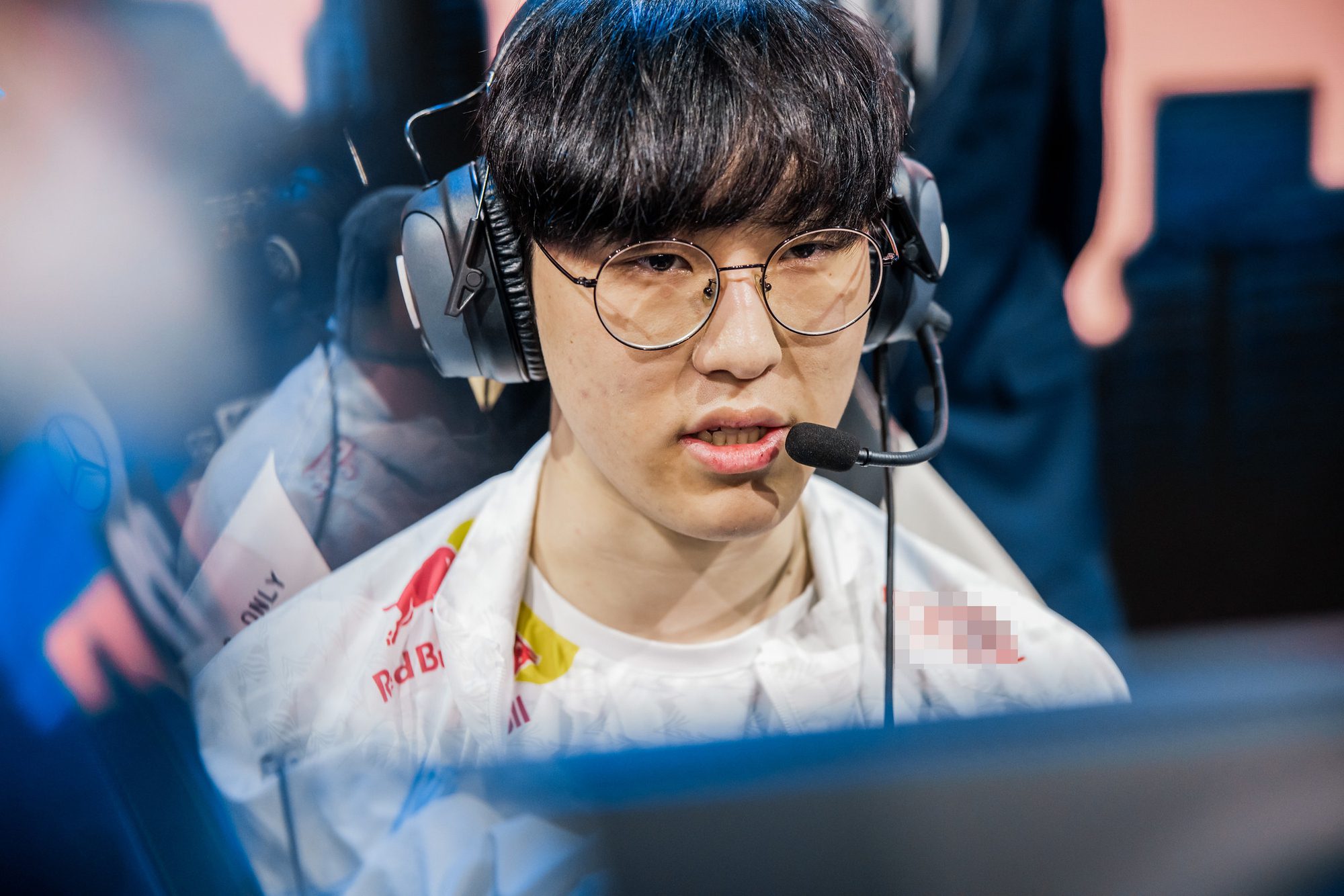 Young but Zeka is incredibly composed in his first World Championship