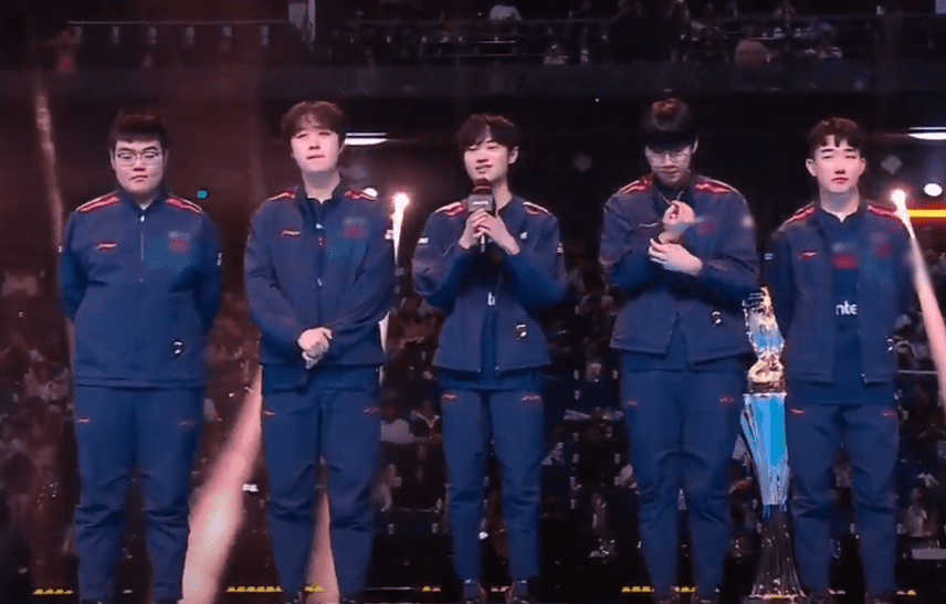 The current lineup of JDG is performing well and playing around Ruler very effectively