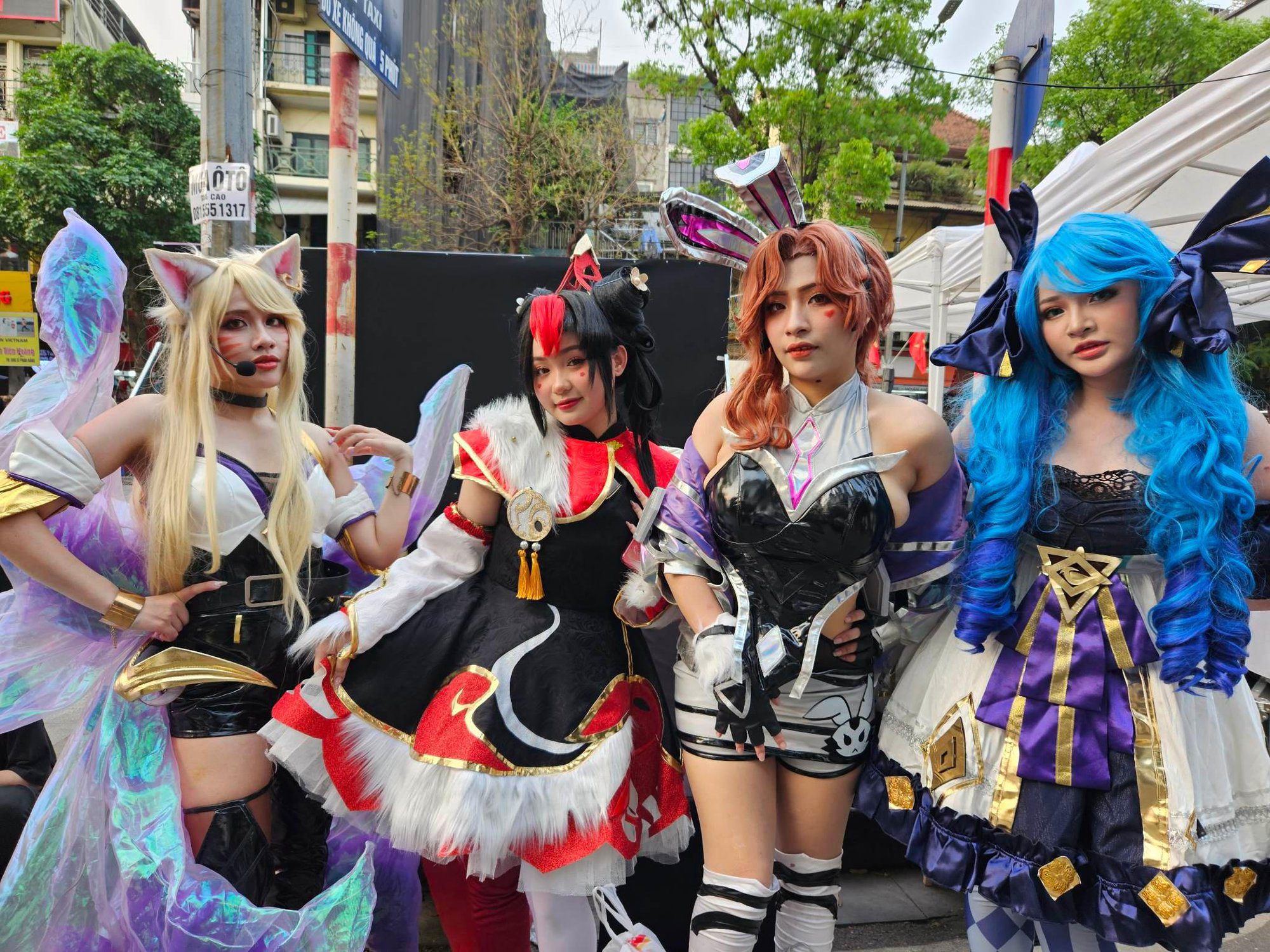 Cosplayers at the Viewing Party in Hanoi - source: Hoang Duong