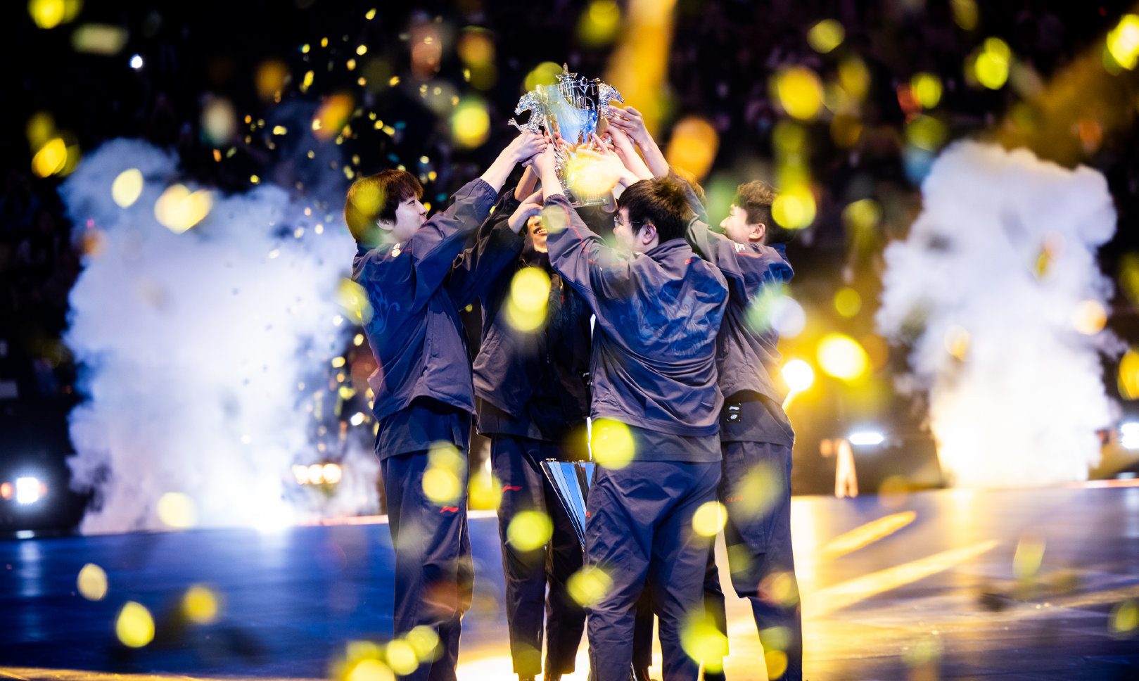 LPL does not have as many outstanding talents as LCK, even with champion JDG - source: Weibo