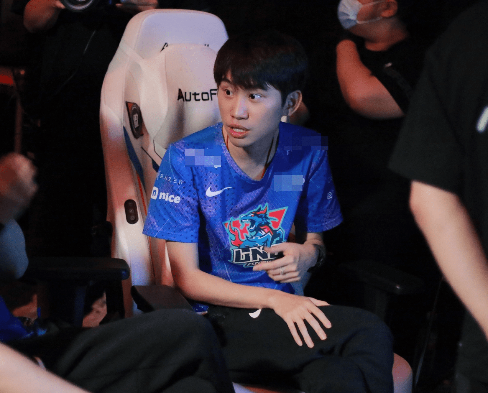 Doinb is a case of 'resting' in the League of Legends community - source: Weibo